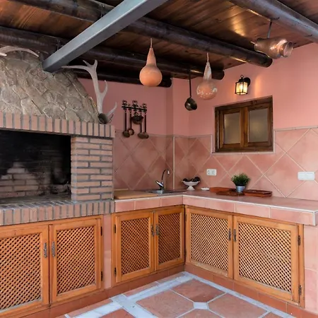 Giovanni - Center - Heated Pool Marbella