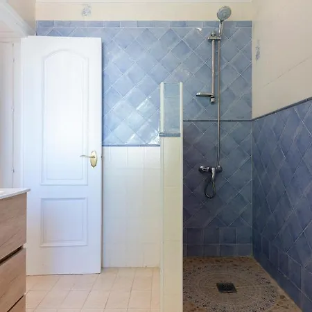 Giovanni - Center - Heated Pool