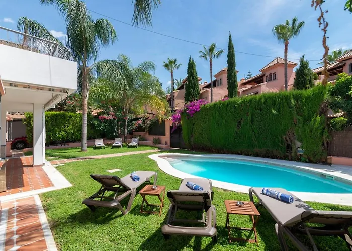 Villa Giovanni - Center - Heated Pool *