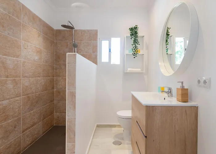 Giovanni - Center - Heated Pool Villa *