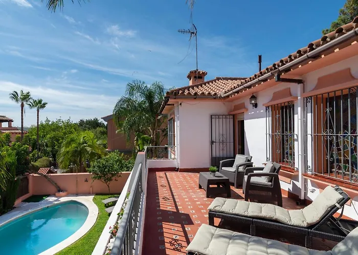 Villa Giovanni - Center - Heated Pool *