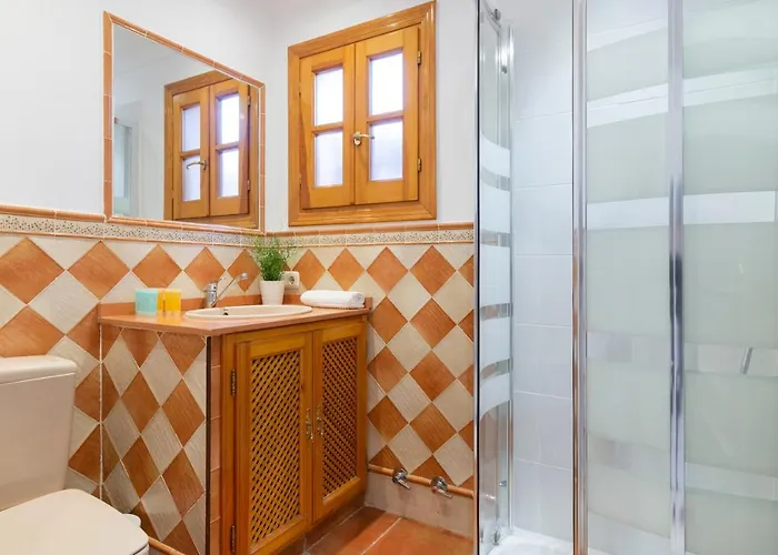 Villa Giovanni - Center - Heated Pool