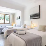 Giovanni - Center - Heated Pool * Marbella