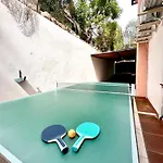 Willa Giovanni - Center - Heated Pool