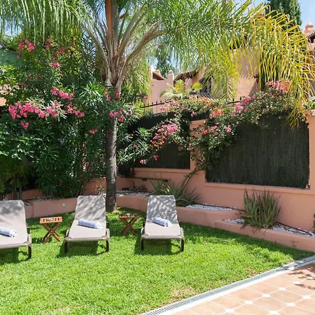 Villa Giovanni - Center - Heated Pool *