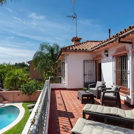 Villa Giovanni - Center - Heated Pool *