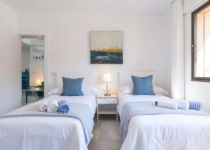 Giovanni - Center - Heated Pool 马尔韦利亚