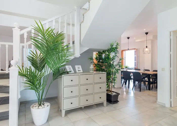 Giovanni - Center - Heated Pool * 马尔韦利亚